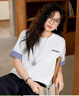 MsShe【涼感索羅娜棉拼接格紋刺繡短袖T恤】顯瘦大碼女裝2025夏裝胖mm 純白色現(xiàn)貨 2XL 曬單實拍圖