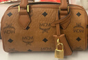 MCM【正品保證】 ELLA迷你單肩斜挎包手提波士頓包 干邑色 曬單實(shí)拍圖