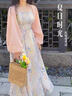 鏡莎裙子女夏季2025新款法式吊帶碎花連衣裙夏天海邊度假風(fēng)收腰中長裙 吊帶裙 均碼 【可備注碼數(shù)】 曬單實拍圖