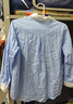 品彩（PinCai）長(cháng)袖襯衫女法式藍白條紋襯衫休閑通勤小蜜蜂刺繡襯衣P143C2004 曬單實(shí)拍圖