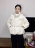 鴨鴨【都市靜奢系列】新中式羽絨服女短款冬季新款盤扣流蘇國風外套 粉色 M 曬單實拍圖