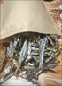 灌湘鳥龜糧蝦干魚干淡水新鮮無鹽晾曬烏龜飼料淡水魚草龜幼龜巴西龜食物 淡水無鹽小魚干 1100-1300條【不吃包退】 曬單實拍圖