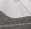 花崗巖S型路沿石芝麻灰路牙石弧形路緣石大理石道路仿形路平石 淺灰色 10*20 曬單實(shí)拍圖