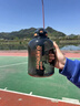 WCZ德國超大容量運動(dòng)水杯耐高低溫男女款健身運動(dòng)大容量耐摔茶水分離 躍動(dòng)黑 彈跳伸縮吸管 1000ml 2.61L【Tritan材質(zhì)/茶倉款】 曬單實(shí)拍圖