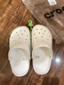 卡駱馳（crocs）經(jīng)典小Clog K童沙灘洞洞鞋涼拖鞋 206991-100  34 （34-35）  曬單實(shí)拍圖