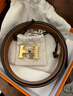 愛馬仕（HERMES）男士腰帶皮帶黑棕雙面光面腰帶38毫米寬版預(yù)售 金色扣 黑色/金色 歐碼105(適合3-3.3尺腰圍37-40碼褲) 曬單實(shí)拍圖