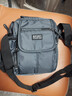 稻草人牛津布斜挎包豎款單肩包男士包包男包水杯袋中老年男人外出差背包 灰色 曬單實(shí)拍圖