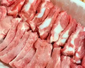 【180天白豬家庭裝】冰鮮豬肋排帶軟骨1kg 曬單實拍圖