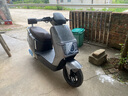 立馬電動(dòng)摩托車耀影130公里長(zhǎng)續(xù)航1500W電機(jī) 72V32Ah外賣家用出行智能電動(dòng)車 極地灰 曬單實(shí)拍圖