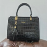 歌詩(shī)嫚（Geshiman）時(shí)尚百搭頭層牛皮2025新款鱷魚(yú)紋托特包女大容量單肩斜挎包婚包 黑色7302 曬單實(shí)拍圖