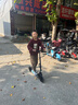 帝百倫滑板車(chē)成人代步兒童青少年通勤滿(mǎn)配款黑【雙剎+雙減震+折疊】 曬單實(shí)拍圖