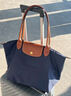 瓏驤（LONGCHAMP）Le Pliage Original系列女包長(zhǎng)柄餃子包托特包購(gòu)物袋 送女友禮物 軍藍(lán) 長(zhǎng)柄 托特包 中號(hào) 托特包28cm*26cm*15cm 曬單實(shí)拍圖