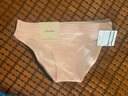 Calvin Klein內(nèi)衣女士三條裝ck本命年提花棉質(zhì)微彈比基尼三角內(nèi)褲女QP2349O Q7Z-太空黑/櫻花粉/椰青灰 3條 XS 曬單實拍圖