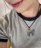 老鳳祥黃金吊墜時(shí)來(lái)運轉平安扣繩項鏈男女款掛墜七夕情人節禮物送女友 京速達/時(shí)來(lái)運轉平安扣 -黑【品牌禮盒】 0.5g 曬單實(shí)拍圖