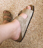 BIRKENSTOCK勃肯德國進口男女款牛皮絨面革軟底Arizona雙扣拖鞋 女款灰色951303 39 曬單實拍圖