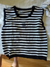 初語(yǔ)冰絲條紋撞色無(wú)袖背心針織衫女2025夏季新款刺繡修身短款上衣 黑白條紋 S 曬單實(shí)拍圖