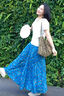 茯見藍色碎花油畫系帶半身裙女夏季高腰復古A字長裙子女裝套裝兩件套 白T恤+墨油半身裙+發(fā)圈 M 曬單實拍圖