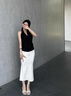 巧丂掛脖蕩領(lǐng)無(wú)袖背心女夏季外穿收腰緊身設(shè)計(jì)感小眾別致辣妹露肩上衣 黑色 請(qǐng)參照詳情尺寸選碼 M 高彈 曬單實(shí)拍圖