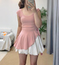 艾美琦美（AIMEIQIMEI）夏季小個(gè)子甜美連衣裙2025年新款收腰顯瘦無(wú)袖上衣蓬蓬短裙子套裝 粉色上衣+米白裙子 M 曬單實(shí)拍圖