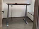 樂(lè )歌電動(dòng)智能升降桌電腦桌站立辦公工作臺學(xué)習桌家用書(shū)房臥室書(shū)桌E3 【橡膠木】胡桃木色桌板+灰腿 【全國包安裝】1.4*0.7米 曬單實(shí)拍圖
