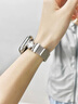 適用蘋(píng)果iwatchs9表帶s10金屬apple watch S8/7/6代女款磁吸ultra 四葉草金屬磁吸銀色 適用45mm表盤(pán)【7/8/9代iwatch】 曬單實(shí)拍圖