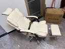 歐吉（OUJI）電競椅家用電腦沙發(fā)椅舒適久坐辦公座椅直播主播女生臥室書桌椅子 白色粉邊+腳踏+3 級(jí)氣桿-乳膠款 聯(lián)動(dòng)扶手 鋁合金腳 曬單實(shí)拍圖
