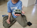 閑牛網(wǎng)紅迷你小型坦克遙控電動(dòng)兒童男孩禮物玩具越野微型軍事模型車 迷彩色+電池螺絲刀 曬單實(shí)拍圖