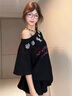 燙鉆可愛斜肩短袖T恤女夏季2025新款設(shè)計(jì)感小眾寬松露肩黑色上衣 黑色 M 曬單實(shí)拍圖
