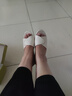 斷碼清倉(cāng)真皮拖鞋女夏季新款外穿時(shí)尚拼色氣質(zhì)高跟鞋粗跟一字涼拖 米白色 跟高7公分 37 (235mm) 曬單實(shí)拍圖
