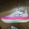 喬丹強風(fēng)3TR專(zhuān)業(yè)馬拉松多功能競速訓練運動(dòng)鞋男體測鞋 喬丹白/霓虹粉 -一路盛放 41 曬單實(shí)拍圖