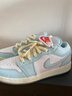 耐克（NIKE）Jordan官方喬丹大童AJ1板鞋夏季新款男女童運(yùn)動鞋低幫 HJ5971 400冰川藍(lán)/海玻璃色/山峰白 37.5 曬單實(shí)拍圖