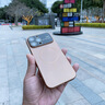 穹燃磁吸帶支架適用蘋果16promax手機殼2025新款iphone16pro高級感液態(tài)硅膠15鏡頭全包相機按鍵保護套 【古董白】磁吸帶支架AI拍照按鍵親膚真液態(tài) iPhone 16 Pro Max 曬單實拍圖