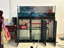 YEE南美溪流缸超白玻璃魚(yú)缸客廳家用底濾蘭壽金魚(yú)帶柜子一體缸自循環(huán) 黑拉絲【無(wú)邊框黑膠工藝】 【金晶超白玻璃】120*50*120cm/底拉筋 曬單實(shí)拍圖