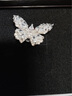 范哲尼水晶鋯石蝴蝶胸針女鏤空高級感輕奢別針配飾 蝴蝶胸針 曬單實(shí)拍圖