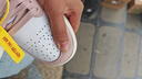耐克NIKE籃球鞋女喬丹AJ1 JORDAN 1 低幫運動鞋 DC0774-162白粉36.5 曬單實拍圖