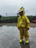 牧萌兒童雨衣分體套裝男女童幼兒園防水雨褲寶寶雨披 黃恐龍?zhí)籽b M 曬單實(shí)拍圖
