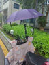 凌云鶴電動車雨傘支架固定傘支架自行車嬰兒車收縮支撐雨傘架 黑標(biāo)-升級三折款【多角度調(diào)節(jié)】 【安裝便捷 安全穩(wěn)固】 曬單實拍圖