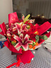 花藝灣鮮花同城配送玫瑰百合花束表白送女友老婆閨蜜生日禮物全國花店 33朵紅玫瑰紅康混搭6朵粉百合 全國同城配送 留言送花日期 曬單實(shí)拍圖