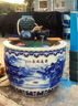魔都景德鎮陶瓷魚(yú)缸手繪青花龍紋古法特大號睡蓮荷花辦公廳室外風(fēng)水缸 龍騰四海直徑63cm*高42cm 曬單實(shí)拍圖