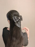 卡瑪倫（KAMALUN)緞面蝴蝶結(jié)發(fā)夾高級(jí)感彈簧夾發(fā)卡時(shí)尚簡(jiǎn)約頂夾發(fā)飾送女友生日禮物 緞面蝴蝶結(jié)發(fā)夾-禮盒（不刻字） 曬單實(shí)拍圖