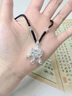 老鳳祥銀項(xiàng)鏈女足銀平安鎖項(xiàng)鏈純銀長命鎖吊墜七夕情人節(jié)禮物送女友老婆 【經(jīng)典品牌禮盒】平安鎖項(xiàng)鏈 曬單實(shí)拍圖