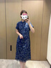 100桑蠶絲高級香云紗6A級真絲絕美旗袍女新中式26姆米連衣裙 復(fù)古藍花 M （105-115） 曬單實拍圖