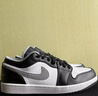 CLENIKEEDAIR NIKE純?cè)瑼J1 Low 白藍(lán)紅低幫籃球鞋男女百搭休閑運(yùn)動(dòng)滑板鞋DC Aj1黑灰白 氣墊摩擦有聲 純?cè)S直發(fā) 41 曬單實(shí)拍圖