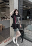 VLONE【StapleHoodle】春夏男女同款經(jīng)典大LOGO美潮純棉男士短袖T恤 黑粉-經(jīng)典大V款 L 曬單實(shí)拍圖