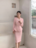 艾尚臣時尚職業(yè)套裝女高級感粉色西裝氣質(zhì)女神范職業(yè)裝藝考生主持工作服 奶油粉西裝+半裙 送胸針 M 曬單實拍圖