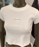 Calvin KleinJeans春夏女士簡(jiǎn)約字母時(shí)尚ck辣妹重磅微彈正肩短袖T恤J221171 YAF-月光白 L 曬單實(shí)拍圖