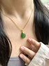 奈維斯汀和田玉吊墜女款碧玉墜金水滴項鏈墜菠菜綠玉石送媽媽國慶節禮物 大號（28*13mm） 曬單實(shí)拍圖