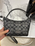 蔻馳（COACH）【品牌直供】女士ZIP TOP迷你單肩斜挎包 炮銅色 CW338 曬單實(shí)拍圖