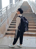 JCZS德國(guó)2025新款小學(xué)生初中生男減負(fù)護(hù)脊中學(xué)生書(shū)包高中女生大容量超 中號(hào)純黑色(送閃電熊) 曬單實(shí)拍圖