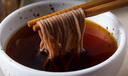 YAMAKI鰹魚風(fēng)味蕎麥面汁素面汁 日本進(jìn)口涼面冷面掛面條調(diào)味料蘸汁 鰹魚風(fēng)味蕎麥面汁500ml 曬單實(shí)拍圖